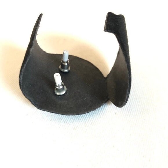 Heart Cubic Zirconia Surgical Steel Earring Studs NOC - Picture 4 of 6